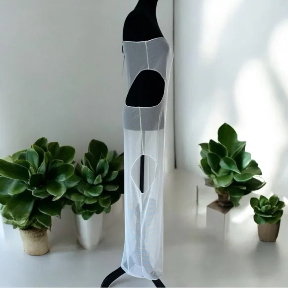 PrettyLittleThing White Sheer Cut Out One Shoulder Maxi Dress - Size M - NWT - Picture 3 of 7